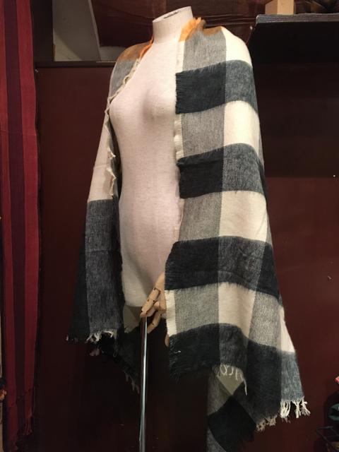 ネパール大判ストール★アジアン★ブランケット★エスニック★ < 女性ファッション ネパール大判ストール★アジアン★ブランケット★エスニック★ < 女性ファッションの