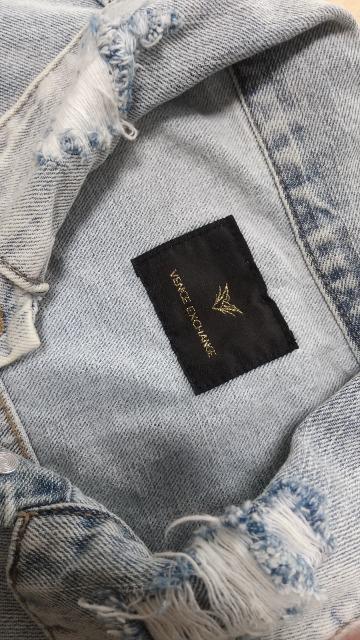 VENCE  EXCHANGE�����߂̃W�[�W�������t���[�T�C�Y