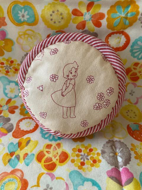 HM アルプスの少女ハイジ 小銭入れ < 女性ファッション  HM アルプスの少女ハイジ 小銭入れ  < 女性ファッションの