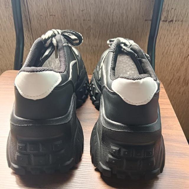 新品 24cm レディース スニーカー ブラック シューズ 靴 身長アップ < 女性ファッション  新品 24cm レディース スニーカー ブラック シューズ 靴 身長アップ < 女性ファッションの