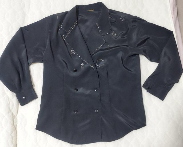 ビジュー付きサテンシャツ 長袖 黒ダブル スパンコール 80年代ディスコティック < 女性ファッション  ビジュー付きサテンシャツ 長袖 黒ダブル スパンコール 80年代ディスコティック  < 女性ファッションの