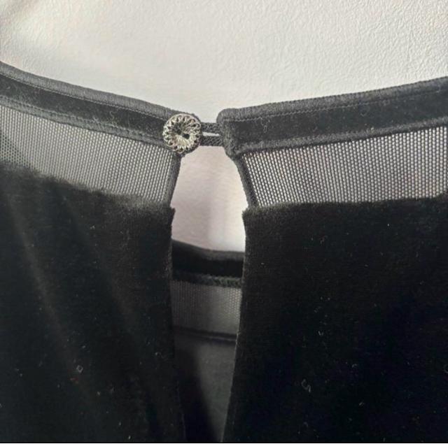 yVigpztHNV[ FOXEY xAm[m[X[us[X  tHNV[j[[N xA L ubN  uh 