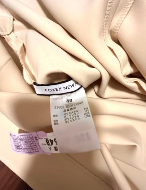 美品 フォクシーニューヨーク ボックステイル ワンピース ベージュ 40 < ブランド 美品 フォクシーニューヨーク ボックステイル ワンピース ベージュ 40 < ブランドの