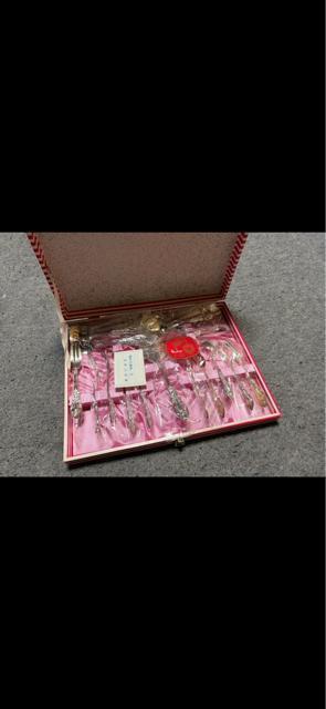 �����A�@��}�S�ݓX�@�⃁�b�L�@�J�g�����[�@���g�� �� �C���e���A/���C�t�� 