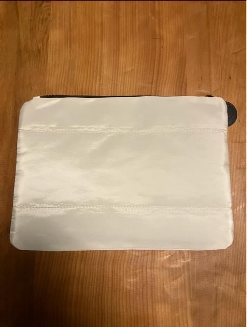 CHANEL �V���l�� �m�x���e�B �|�[�` �u���b�N&�z���C�g �Q���Z�b�g �R�R�}�[�N �� �u�����h�� 