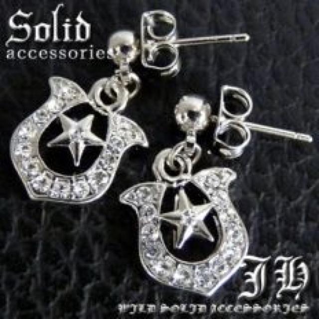 最高級.存在感【プラチナ】スターエンブレム型 ピアス シルバー < 男性アクセサリー/時計 最高級.存在感【プラチナ】スターエンブレム型 ピアス シルバー < 男性アクセサリー/時計の