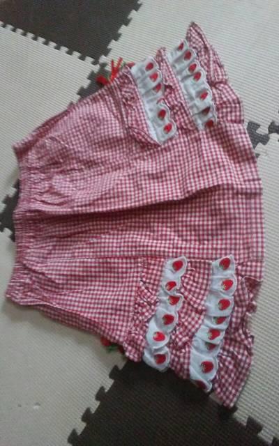 130 可愛いスカート 美品 さくらんぼ < キッズ/ベビー  130 可愛いスカート 美品 さくらんぼ  < キッズ/ベビーの