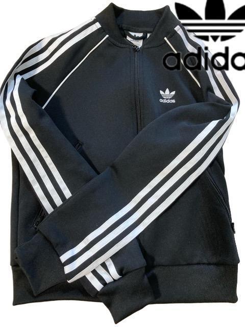 ★新品未使用アディダスadidas超オシャレ三本線スリーラインジャケットスウェットパーカー ブラックロゴ超人気足長効果抜群 < ブランド  ★新品未使用アディダスadidas超オシャレ三本線スリーラインジャケットスウェットパーカー ブラックロゴ超人気足長効果抜群 < ブランドの