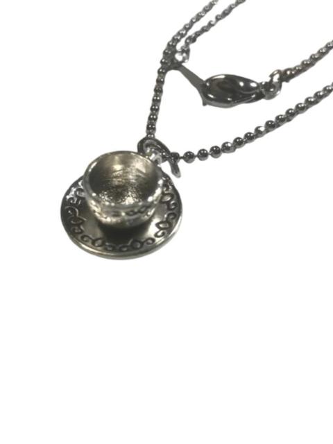 ティーカップモチーフ ネックレス シルバーカラー アンティーク風 ヴィンテージ アクセサリー ペンダント < 女性アクセサリー/時計  ティーカップモチーフ ネックレス シルバーカラー アンティーク風 ヴィンテージ アクセサリー ペンダント < 女性アクセサリー/時計の