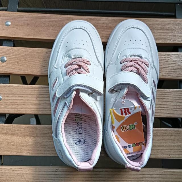 新品 20cm スニーカー ホワイト 子供靴 キッズ 靴 シューズ カジュアル < キッズ/ベビー  新品 20cm スニーカー ホワイト 子供靴 キッズ 靴 シューズ カジュアル < キッズ/ベビーの