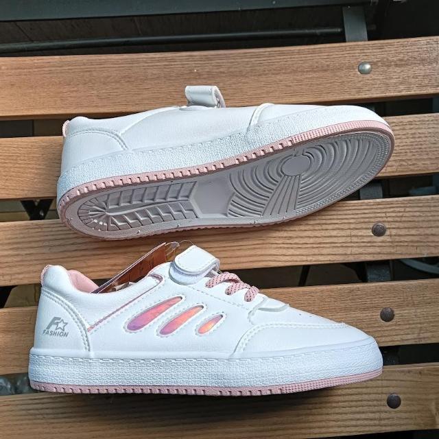 新品 20cm スニーカー ホワイト 子供靴 キッズ 靴 シューズ カジュアル < キッズ/ベビー  新品 20cm スニーカー ホワイト 子供靴 キッズ 靴 シューズ カジュアル < キッズ/ベビーの