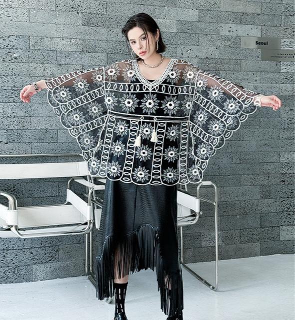 シースルー ポンチョ風 トップス チュニック ウエスト絞り 花柄 大きいサイズ < 女性ファッション シースルー ポンチョ風 トップス チュニック ウエスト絞り 花柄 大きいサイズ < 女性ファッションの