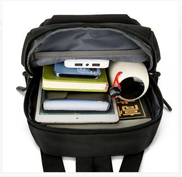 ☆訳あり☆小さめ リュック バッグ ミニデイパック ボディバッグユース 軽量 男女兼用 通勤 通学 旅行 < 女性ファッション ☆訳あり☆小さめ リュック バッグ ミニデイパック ボディバッグユース 軽量 男女兼用 通勤 通学 旅行 < 女性ファッションの