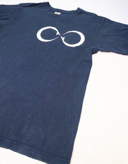 美品★LINDA★Tシャツ★荒くれKNIGHT★Mサイズ★非売品★ヴィンテージTシャツ★輪蛇Tシャツ★ロックTシャツ★送料無料 < 男性ファッション 美品★LINDA★Tシャツ★荒くれKNIGHT★Mサイズ★非売品★ヴィンテージTシャツ★輪蛇Tシャツ★ロックTシャツ★送料無料 < 男性ファッションの