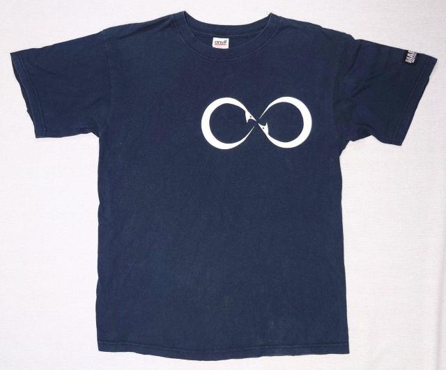 美品★LINDA★Tシャツ★荒くれKNIGHT★Mサイズ★非売品★ヴィンテージTシャツ★輪蛇Tシャツ★ロックTシャツ★送料無料 < 男性ファッション 美品★LINDA★Tシャツ★荒くれKNIGHT★Mサイズ★非売品★ヴィンテージTシャツ★輪蛇Tシャツ★ロックTシャツ★送料無料 < 男性ファッションの