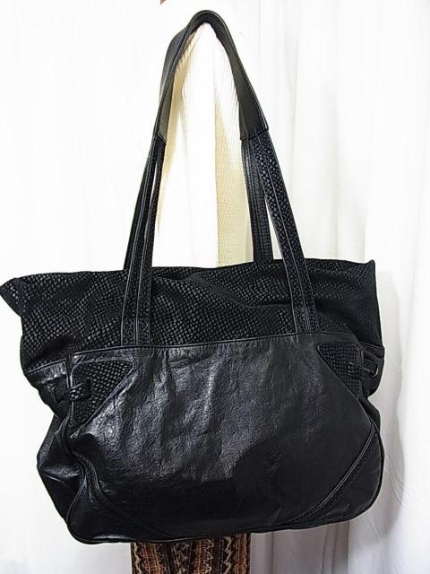 激安良品【正規美品】シーバイクロエ レザー ショルダーバッグ ブラック 肩掛け可 < ブランド 激安良品【正規美品】シーバイクロエ レザー ショルダーバッグ ブラック 肩掛け可 < ブランドの