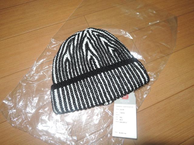 新品 DELUXE デラックス ニットキャップ 白黒 ビーニー ワッチ < ブランド  新品 DELUXE デラックス ニットキャップ 白黒 ビーニー ワッチ < ブランドの