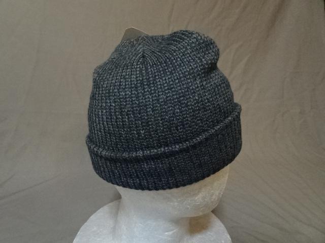 USA購入 バンズ【VANS】シンプルデザイン ロゴマーク付 ニットキャップ < 男性ファッション  USA購入 バンズ【VANS】シンプルデザイン ロゴマーク付 ニットキャップ < 男性ファッションの