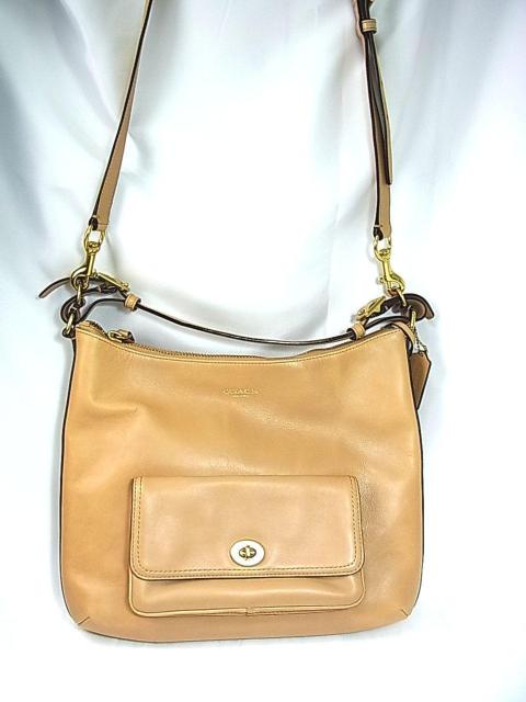 �����Ǖi�����K�i�ɔ��R�[�`�@2WAY�@�΂߂����V�����_�[�o�b�N�@�x�[�W��