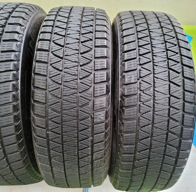 oa X^bhX ^C 18C`uaXg BLIZZAK DM-V3 225/60R18 100Q ^Ĉ4{  /oCN