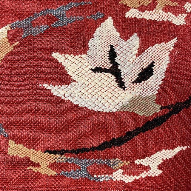 夏帯 名古屋帯 刺繍 赤系 植物柄 着用可 リメイクにも 紗 羅 < 女性ファッション 夏帯 名古屋帯 刺繍 赤系 植物柄 着用可 リメイクにも 紗 羅 < 女性ファッションの