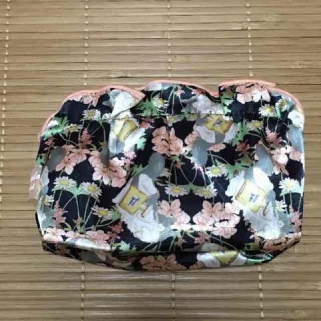 ハニーサロン・フラワーキャットアイドルポーチ。ブラック < ブランド  ハニーサロン・フラワーキャットアイドルポーチ。ブラック < ブランドの