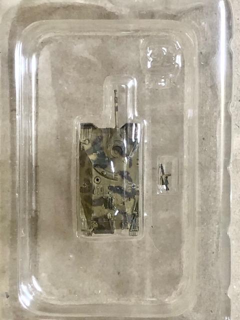 DRAGON 1/144 �}�C�N���A�[�}�[ ��16�e �h�C�c�쒀��ԃw�b�c�@�[�����^ ���������s�� 1945�N�������B�A