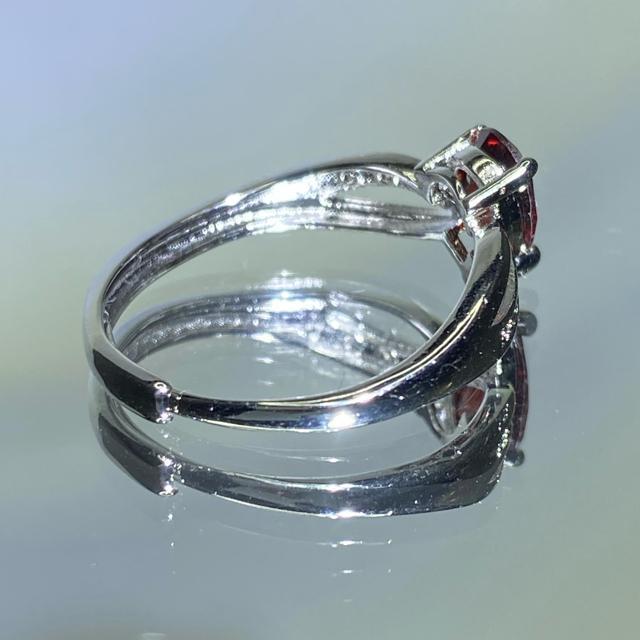 《No.R080》高品質宝石質 モザンビークガーネット フリーサイズリング < 女性アクセサリー/時計  《No.R080》高品質宝石質 モザンビークガーネット フリーサイズリング < 女性アクセサリー/時計の