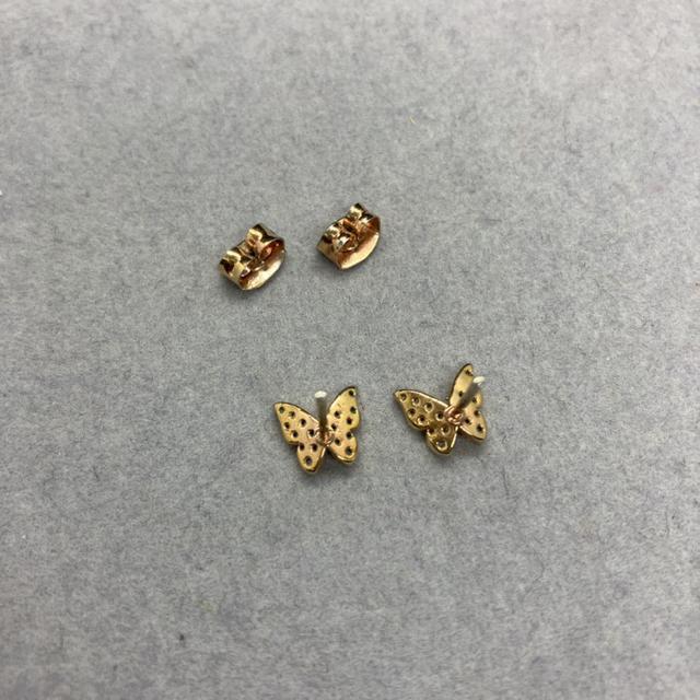 即決 蝶々 ピアス < 女性アクセサリー/時計 即決 蝶々 ピアス < 女性アクセサリー/時計の
