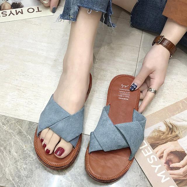 送料無料 新品 ぺたんこサンダル レディース フラット クロスストラップサンダル コンフォート < 女性ファッション  送料無料 新品 ぺたんこサンダル レディース フラット クロスストラップサンダル コンフォート < 女性ファッションの