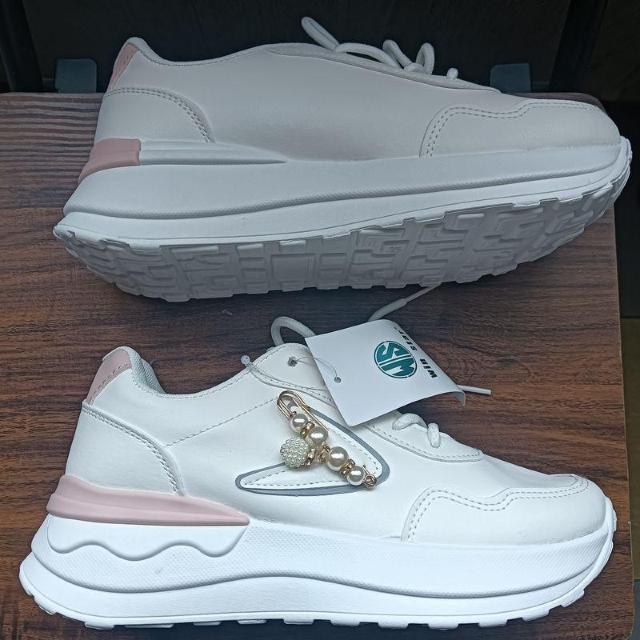 新品 24cm レディース スニーカー ホワイト シューズ 靴 カジュアル < 女性ファッション  新品 24cm レディース スニーカー ホワイト シューズ 靴 カジュアル < 女性ファッションの