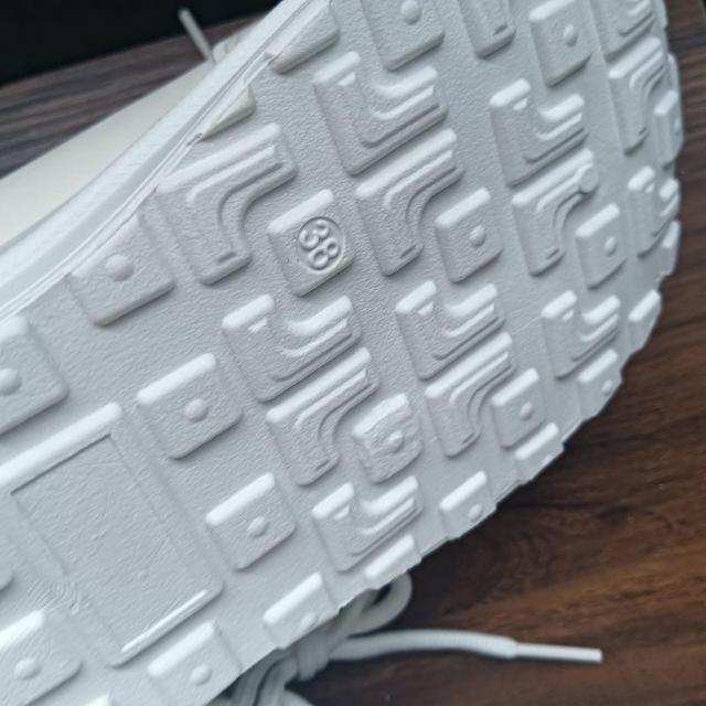 新品 24cm レディース スニーカー ホワイト シューズ 靴 カジュアル < 女性ファッション  新品 24cm レディース スニーカー ホワイト シューズ 靴 カジュアル < 女性ファッションの