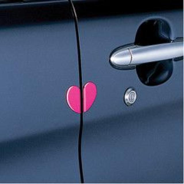 可愛い♪車の開閉キズ防止やサイドミラー等に ハートプロテクター < 自動車/バイク 可愛い♪車の開閉キズ防止やサイドミラー等に ハートプロテクター < 自動車/バイク