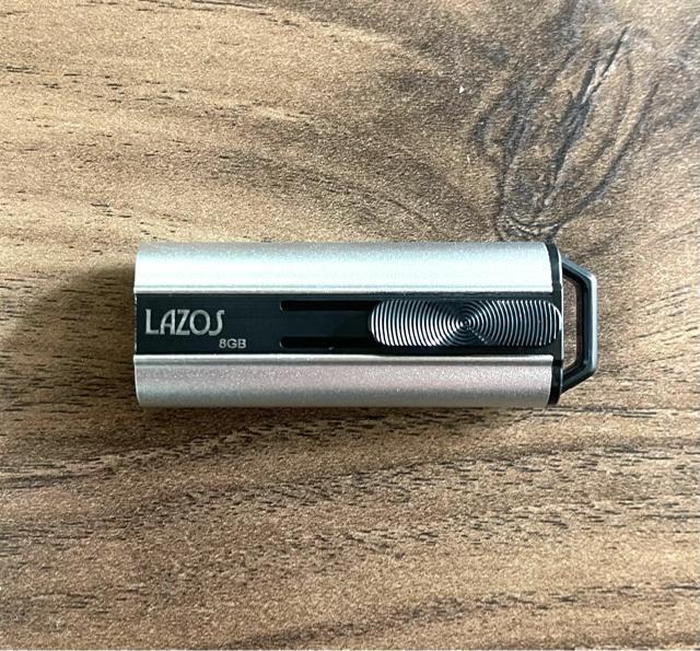 ݁IzIUSB[8GB  LAZOSuhI