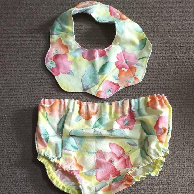 新品 ハンドメイド スタイとブルマパンツ 花柄 イエロー < キッズ/ベビー  新品 ハンドメイド スタイとブルマパンツ 花柄 イエロー  < キッズ/ベビーの