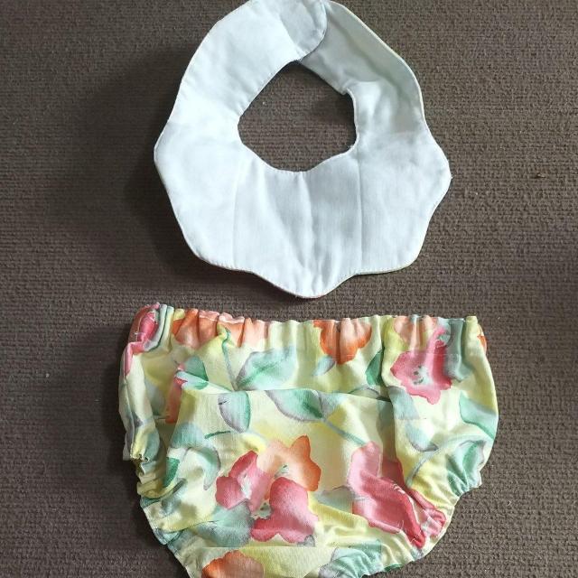 新品 ハンドメイド スタイとブルマパンツ 花柄 イエロー < キッズ/ベビー  新品 ハンドメイド スタイとブルマパンツ 花柄 イエロー < キッズ/ベビーの