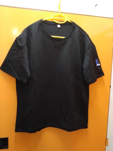 サイズL 立体エンボス セットアップ (Tシャツ & ショートパンツ) 黒 < 女性ファッション  サイズL 立体エンボス セットアップ (Tシャツ & ショートパンツ) 黒 < 女性ファッションの