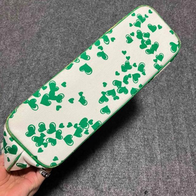 ySamantha Thavasa / T}T^oTz n[g nhobO  uh 