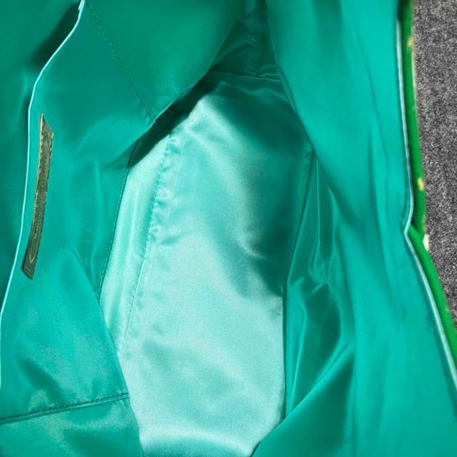 ySamantha Thavasa / T}T^oTz n[g nhobO  uh 