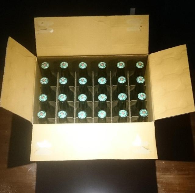 ハイネケン★Heineken★24本★空瓶★王冠付き★ハンドメイド★ガラス素材★工作用★ガラス工芸★小道具★インテリア★送料無料 < インテリア/ライフ ハイネケン★Heineken★24本★空瓶★王冠付き★ハンドメイド★ガラス素材★工作用★ガラス工芸★小道具★インテリア★送料無料 < インテリア/ライフの