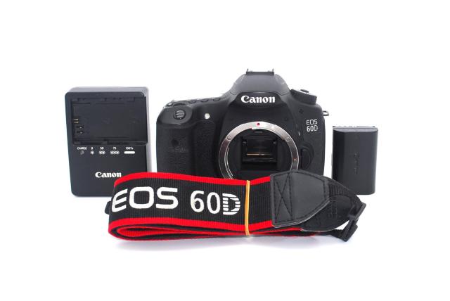 �t�����j�^�[�����Ȃ���B�e��Canon 60D �{�f�B��  �� �Ɠd/AV�� 