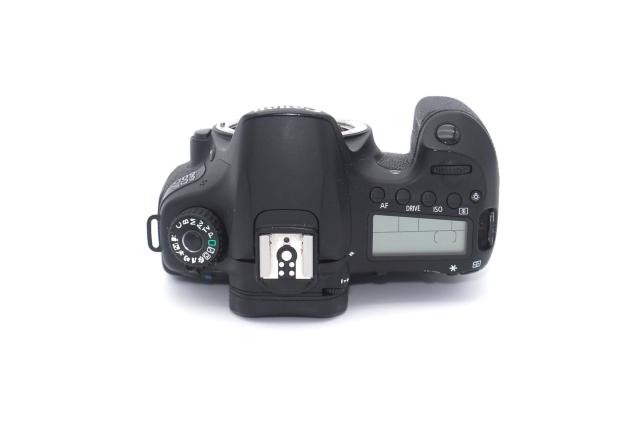 �t�����j�^�[�����Ȃ���B�e��Canon 60D �{�f�B�� �� �Ɠd/AV�� 