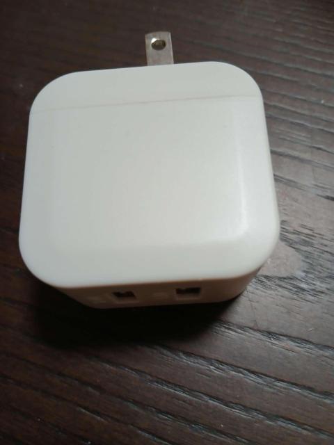 USB-A�|�[�g�~2 AC�[�d�� AC�A�_�v�^�[ �� �X�}�[�g�t�H��/�^�u���b�g�[�d  �� �Ɠd/AV�� 