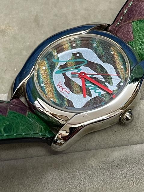 Vogue �r���v �E�H�b�`�@�N�H�[�c�@�X�C�X�� �r���v �� �j���A�N�Z�T���[/���v�� 