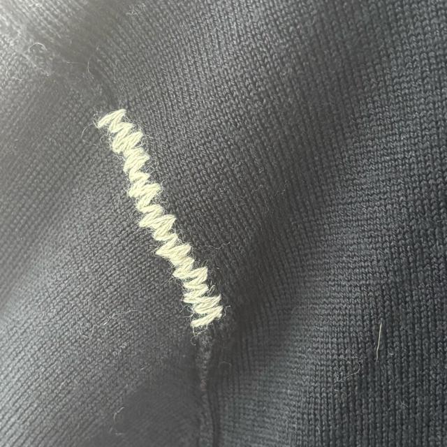 �y�ɔ��i�zUNIQLO�����j�N����ANYA HINDMARCH �l�C�r�[ �j�b�g�Z�[�^�[ ���� ��100%  �A�j���n�C���h�}�[�` �� �u�����h�� 