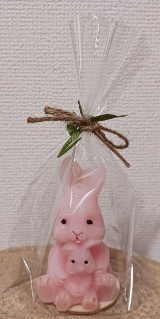 親子うさぎの天然アロマキャンドル|ペットも安心ほのかな香り ピンクの優しいインテリア 出産祝い ハンドメイド一点物・ギフトにも < インテリア/ライフ 親子うさぎの天然アロマキャンドル|ペットも安心ほのかな香り ピンクの優しいインテリア 出産祝い ハンドメイド一点物・ギフトにも < インテリア/ライフの