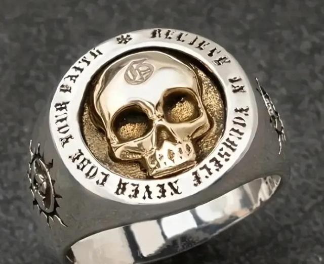 爆ヤス価格490円★レトロスカルリング男性用、ヒップホップスカルリング ゴールド USAサイズ11号(日本サイズ24号相当) < 男性アクセサリー/時計 爆ヤス価格490円★レトロスカルリング男性用、ヒップホップスカルリング ゴールド USAサイズ11号(日本サイズ24号相当) < 男性アクセサリー/時計の