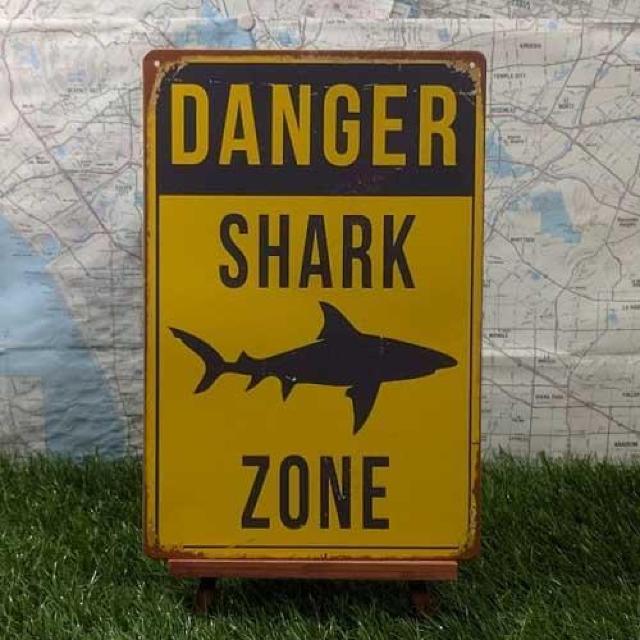 新品【ブリキ看板】Danger/危険 Shark Zone < ホビー  新品【ブリキ看板】Danger/危険 Shark Zone  < ホビーの