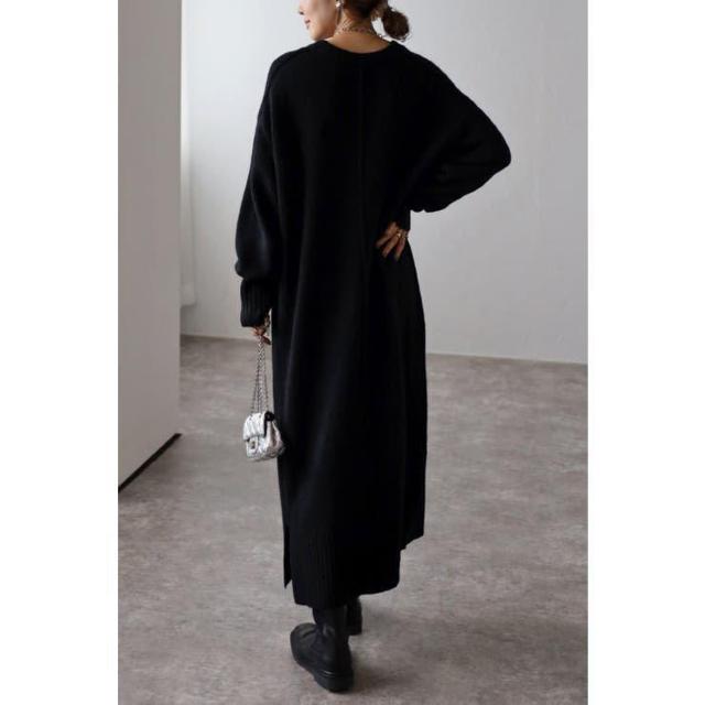 UNIQLO/s[XE[̃ubNjbgs[X 