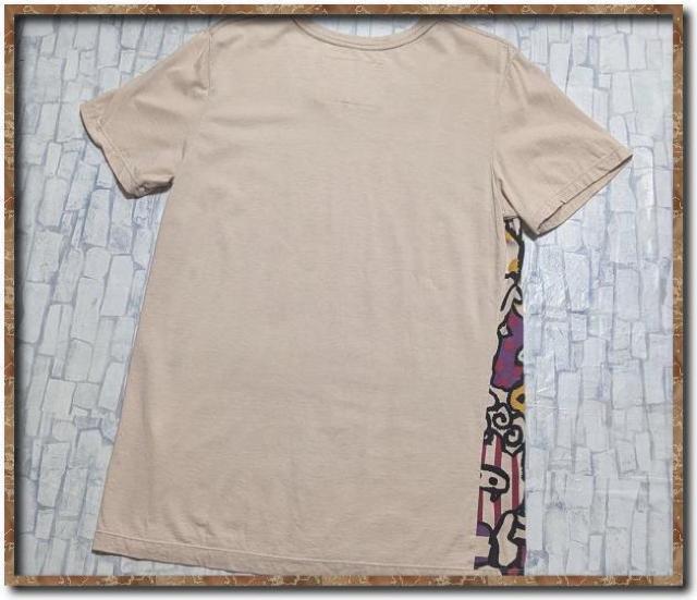 スカラー プリント入り半袖カットソー 濃ベージュ☆やや難 < ブランド スカラー プリント入り半袖カットソー 濃ベージュ☆やや難 < ブランドの